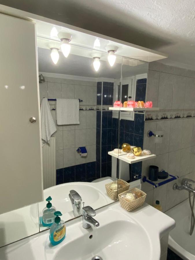 Beautiful Apartment In The Center Of Tesalonika Bagian luar foto