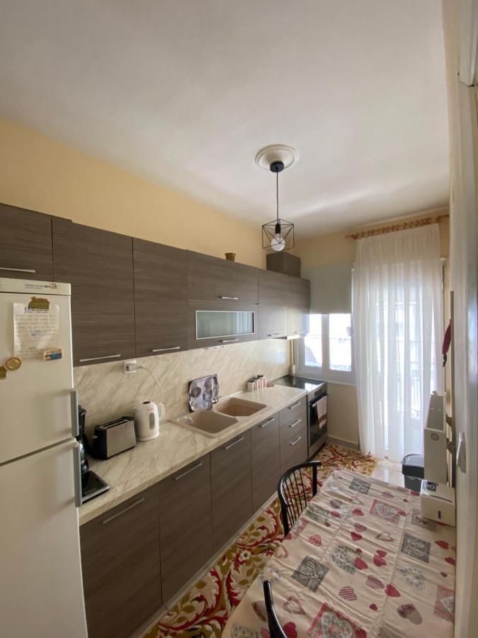 Beautiful Apartment In The Center Of Tesalonika Bagian luar foto